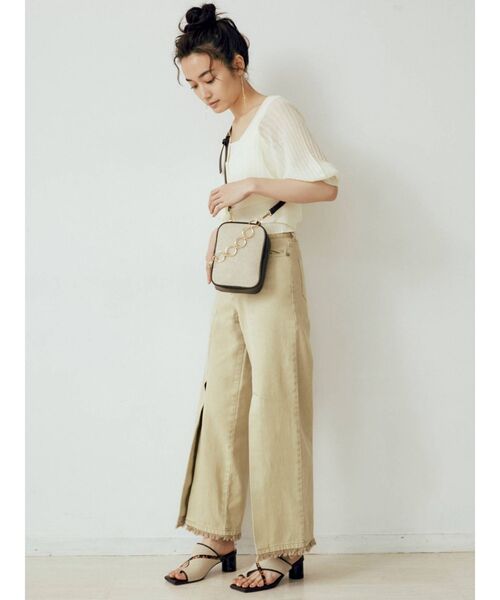 MURUA（ムルーア）の「フリンジスリットワイドパンツ（その他パンツ・レディース・ホワイト/イエロー・1/2）」の3枚目の写真