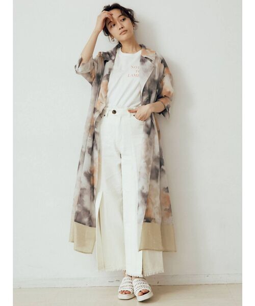 MURUA（ムルーア）の「フリンジスリットワイドパンツ（その他パンツ・レディース・ホワイト/イエロー・1/2）」の7枚目の写真