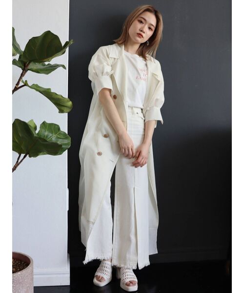 MURUA（ムルーア）の「フリンジスリットワイドパンツ（その他パンツ・レディース・ホワイト/イエロー・1/2）」の21枚目の写真