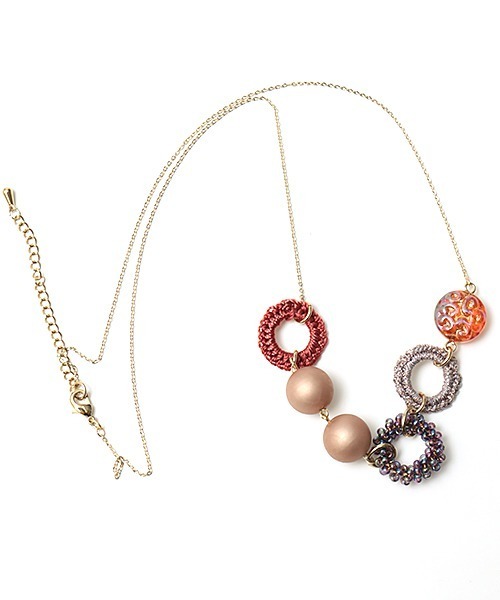 チチカカ(チチカカ)の「カラフルパーツネックレス(ネックレス・レディース・ベージュ/オレンジ/ネイビー・FREE)」の11枚目の写真