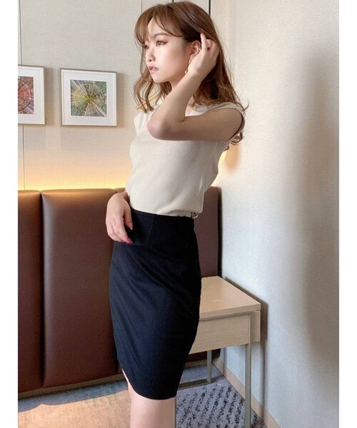 RESEXXY（リゼクシー）の「フレンチスリーブスクエアタンク（Tシャツ/カットソー・レディース・オフホワイト/ブラック/オレンジ/ベージュ・FREE）」の20枚目の写真