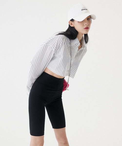 FEKETE(フェケテ)の「FEKETE MADE CROPPED SHIRT(シャツ/ブラウス・レディース・ホワイト/ライトブルー/ブルー・FREE)」の14枚目の写真