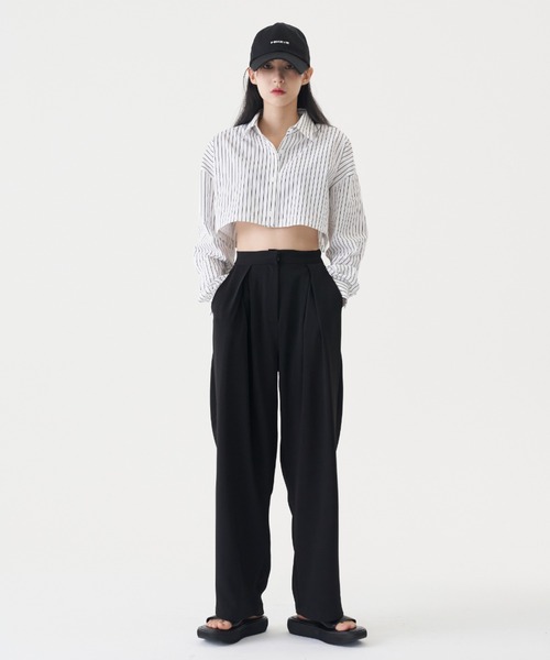 FEKETE(フェケテ)の「FEKETE MADE CROPPED SHIRT(シャツ/ブラウス・レディース・ホワイト/ライトブルー/ブルー・FREE)」の4枚目の写真