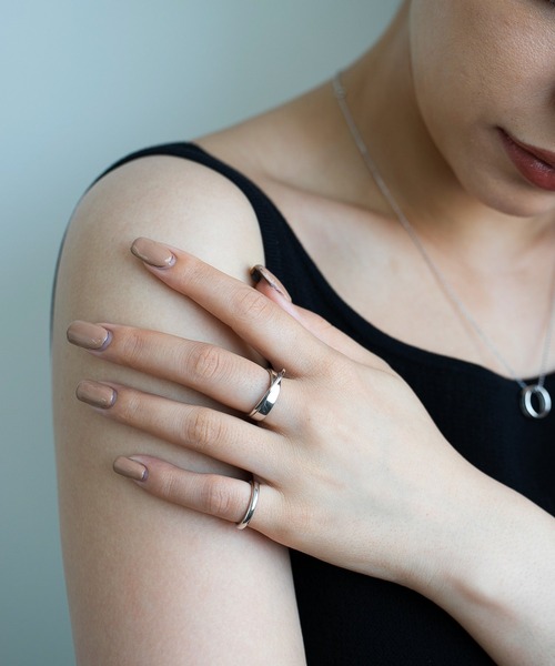 PAS TIERRA（パティエラ）の「－Lien－ プラクロスリング（リング・レディース・シルバー/イエローゴールド・#15/#13/#11/#9）」の7枚目の写真