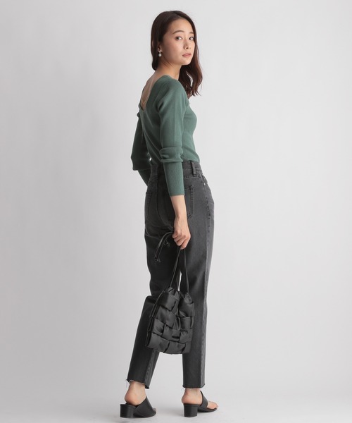 Andemiu(アンデミュウ)の「カットオフデニム214876(デニムパンツ・レディース・グレー/インディゴブルー・SMALL/MEDIUM)」の6枚目の写真