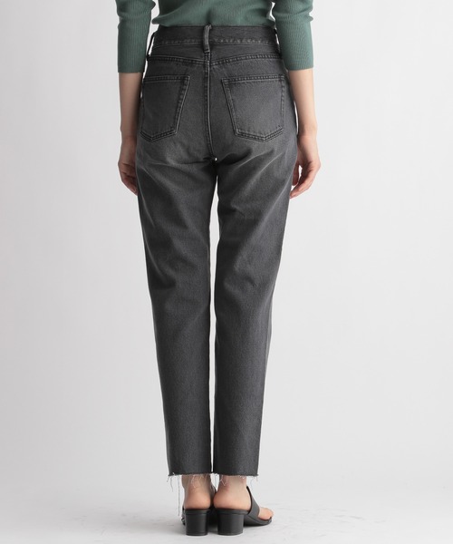 Andemiu(アンデミュウ)の「カットオフデニム214876(デニムパンツ・レディース・グレー/インディゴブルー・SMALL/MEDIUM)」の9枚目の写真