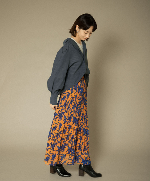 KBF（ケイビーエフ）の「『WEB/一部店舗限定』フラワープリント