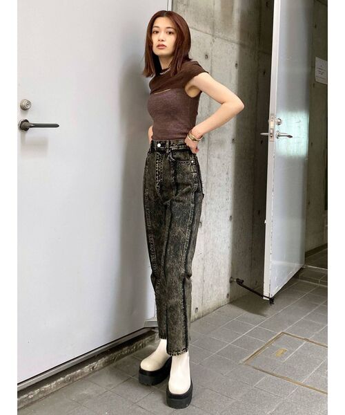 EMODA（エモダ）の「ボリュームワイドバングル（バングル/リストバンド・レディース・シルバー/ゴールド・FREE）」の4枚目の写真