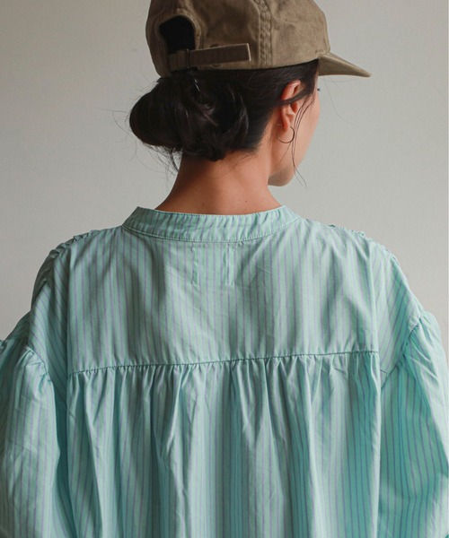 feepur(フェピュール)の「バンドカラーオーバーシャツワンピース(シャツワンピース・レディース・サックスブルー/ホワイト/ブラック/グリーン・MEDIUM)」の13枚目の写真