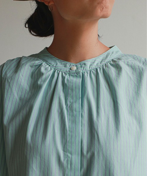 feepur(フェピュール)の「バンドカラーオーバーシャツワンピース(シャツワンピース・レディース・サックスブルー/ホワイト/ブラック/グリーン・MEDIUM)」の12枚目の写真