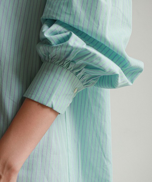 feepur(フェピュール)の「バンドカラーオーバーシャツワンピース(シャツワンピース・レディース・サックスブルー/ホワイト/ブラック/グリーン・MEDIUM)」の11枚目の写真