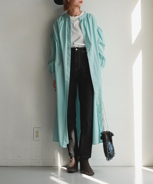 feepur(フェピュール)の「バンドカラーオーバーシャツワンピース(シャツワンピース・レディース・サックスブルー/ホワイト/ブラック/グリーン・MEDIUM)」の22枚目の写真