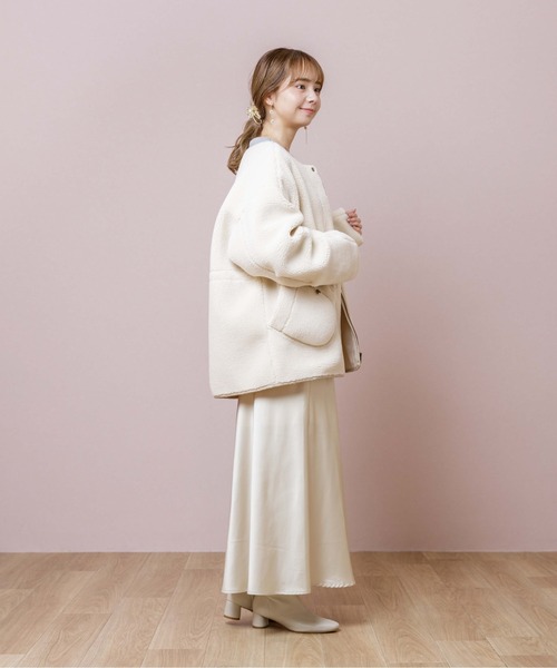 flower(フラワー)の「スウィートボアコート(ムートンコート・レディース・ブラウン/アイボリー・FREE)」の3枚目の写真