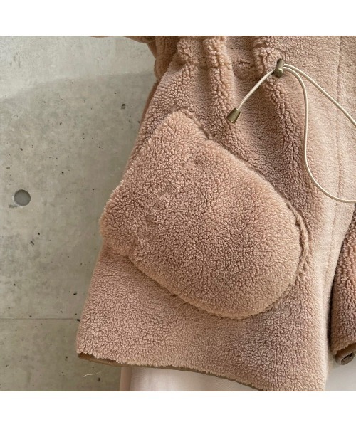 flower(フラワー)の「スウィートボアコート(ムートンコート・レディース・ブラウン/アイボリー・FREE)」の20枚目の写真