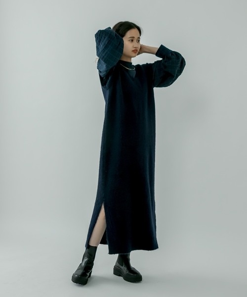 mystic(ミスティック)の「ロングニットベスト(ワンピース・レディース・チャコールグレー/ネイビー・FREE)」の11枚目の写真