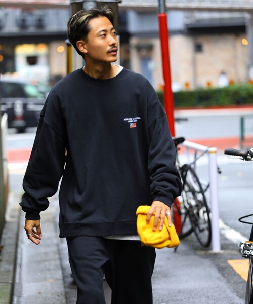 FREAK'S STORE(フリークスストア)の「WEB限定 GERRY COSBY×FREAK'S STORE/ジェリーコスビー 別注 ビッグシルエット アスレチック刺繍ロゴ クルーネックスウェット(スウェット・メンズ・ブラック/杢グレー/ネイビー/ダークグリーン・SMALL/MEDIUM/LARGE/X-LARGE)」の18枚目の写真