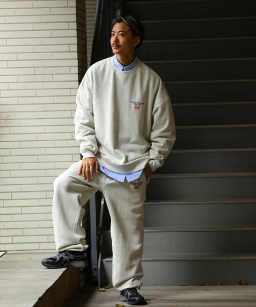 FREAK'S STORE(フリークスストア)の「WEB限定 GERRY COSBY×FREAK'S STORE/ジェリーコスビー 別注 ビッグシルエット アスレチック刺繍ロゴ クルーネックスウェット(スウェット・メンズ・ブラック/杢グレー/ネイビー/ダークグリーン・SMALL/MEDIUM/LARGE/X-LARGE)」の20枚目の写真