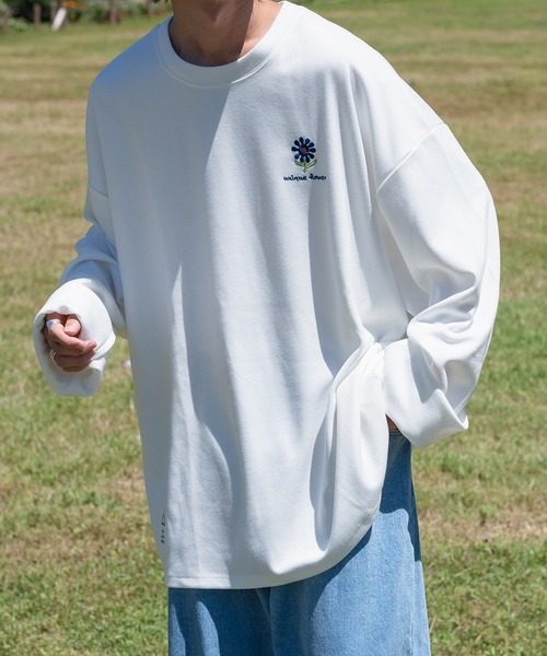 Perushu（ペルーシュ）の「【1周年記念アイテム】フラワー刺繍ビッグロンT（Tシャツ/カットソー・メンズ・ホワイト/ブラック/ダークパープル・MEDIUM/LARGE）」の6枚目の写真