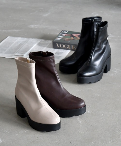 NOFALL（ノーフォール）の「ラウンドトゥ厚底プラットフォームストレッチショートブーツ（ブーツ・レディース・ブラック/グレイッシュベージュ/ダークブラウン・3L/SS/S/M/L/LL）」の7枚目の写真