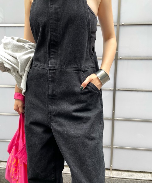 WHO'S WHO gallery(フーズフーギャラリー)の「デザインオーバーオール(サロペット/オーバーオール・レディース・ブラック/サックスブルー/ブルー・FREE)」の4枚目の写真