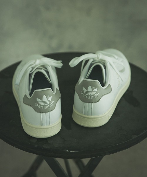 adidas（アディダス）の「adidas　STAN SMITH（スニーカー・メンズ・ホワイト・27/26/28/25.5/29/27.5/26.5/28.5）」の4枚目の写真