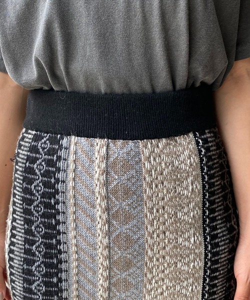 CAPRICIEUX LE'MAGE（カプリシューレマージュ）の「キカジャガードスカート（スカート・レディース・ブラック/モカ・FREE）」の7枚目の写真