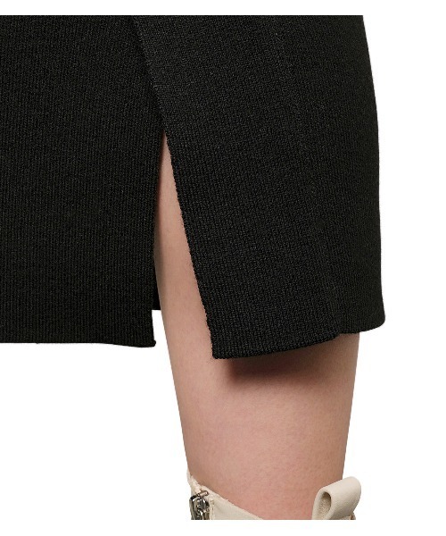 LE CIEL BLEU(ルシェルブルー)の「Wool Smooth Skirt(スカート・レディース・ライトグレー/ブラック/レッド/ブルー・36)」の11枚目の写真