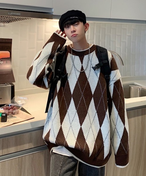 MGV（エムジーヴィー）の「ラウンドネックダイヤモンドユースセーター（ニット/セーター・メンズ・ブラウン/グレー/ネイビー・MEDIUM/LARGE/X-LARGE）」の17枚目の写真