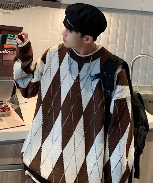 MGV（エムジーヴィー）の「ラウンドネックダイヤモンドユースセーター（ニット/セーター・メンズ・ブラウン/グレー/ネイビー・MEDIUM/LARGE/X-LARGE）」の20枚目の写真