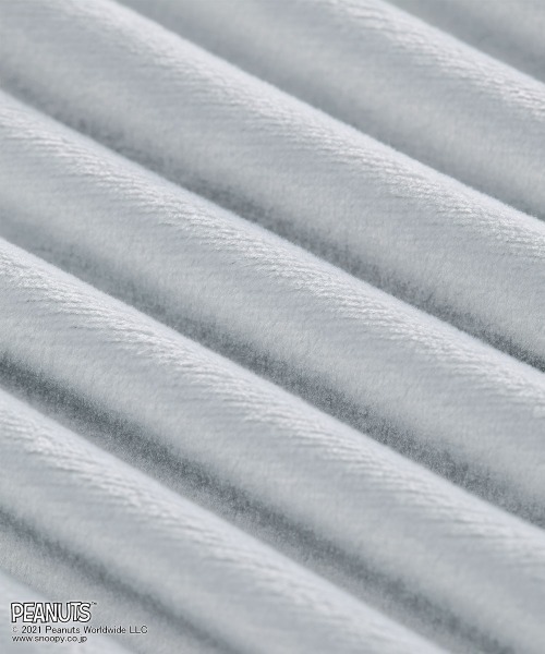 aimerfeel（エメフィール）の「▼【ほどよい "ゆるゆる感" が心地いい◎可愛いルームウェア】PEANUTS スヌーピー ストレッチ ソフトボア 上下セット(男女兼用サイズ)（ルームウェア/パジャマ・レディース・ライトグリーン/チャコールグレー/ブラウン/ブラック/パープル/モカ/イエロー/グレイッシュブルー/ライトイエロー/ピンク・LARGE/MEDIUM/SMALL/X-LARGE）」の20枚目の写真