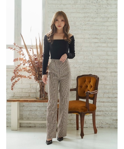 Darich（ダーリッチ）の「スクエアネックリブニットトップス（ニット