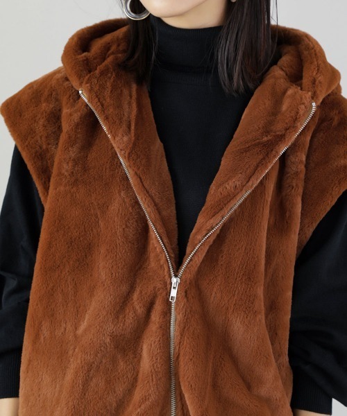 Bou Jeloud（ブージュルード）の「エコファーベスト（その他アウター・レディース・ベージュ/ブラウン/グリーン・38）」の6枚目の写真