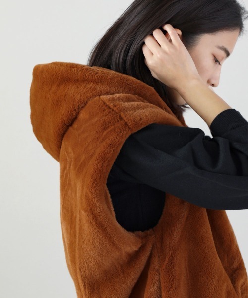 Bou Jeloud（ブージュルード）の「エコファーベスト（その他アウター・レディース・ベージュ/ブラウン/グリーン・38）」の8枚目の写真