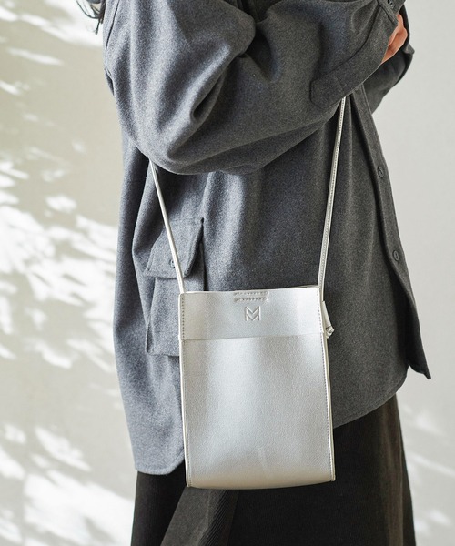 MARIE MILLER（マリー ミラー）の「Marie Miller　ポシェット MM024（ショルダーバッグ・レディース・ブラック/シルバー/オートミール/ラベンダー・F）」の4枚目の写真