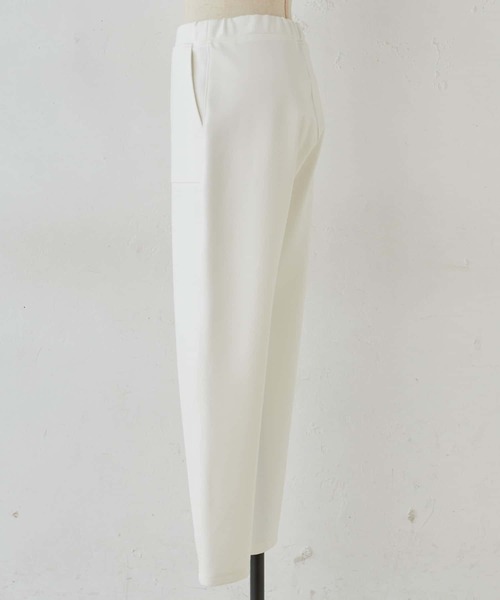 BEARDSLEY（ビアズリー）の「パギンスよりゆとりのあるシルエット ダンボールテーパードパンツ（その他パンツ・レディース・ホワイト/ブラック・FREE）」の12枚目の写真