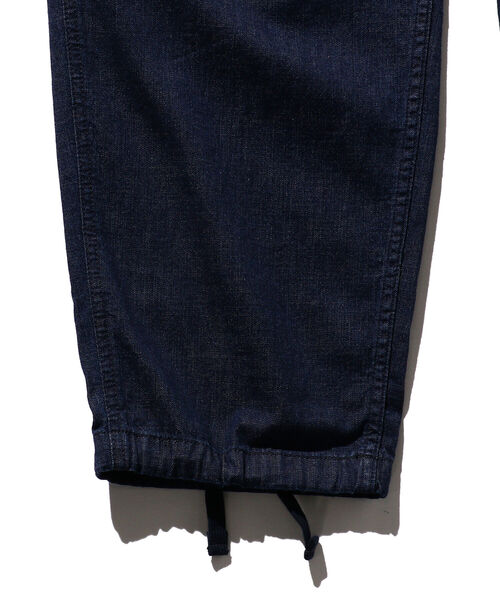 BEAMS PLUS(ビームスプラス)の「BEAMS PLUS / デニム ミリタリーオーバーオール(サロペット/オーバーオール・メンズ・インディゴブルー・SMALL/MEDIUM/LARGE/X-LARGE)」の2枚目の写真