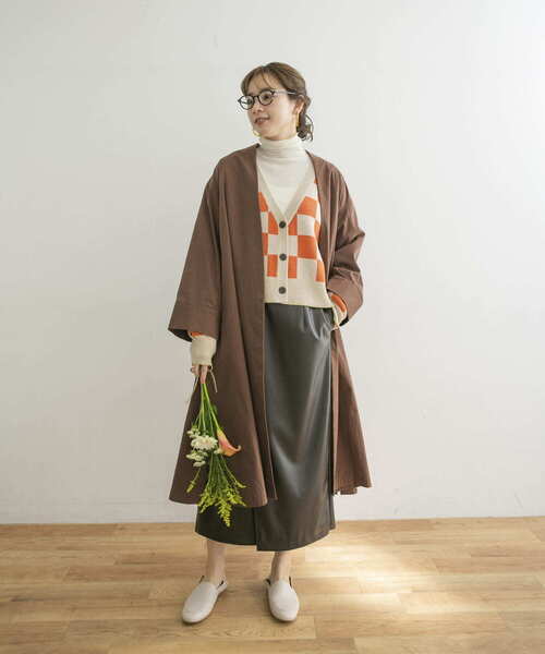 URBAN RESEARCH（アーバンリサーチ）の「チェッカーVネックカーディガン（カーディガン/ボレロ・レディース・ブルー系その他/オレンジ系その他・FREE）」の8枚目の写真