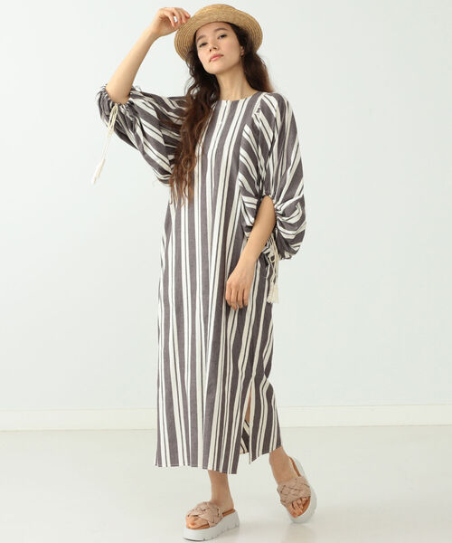 CAROLINA GLASER（カロリナ グレイサー）の「CAROLINA GLASER / ビッグスリーブ ストライプ ワンピース（ワンピース・レディース・ネイビー/ブラウン・ONE SIZE）」の16枚目の写真