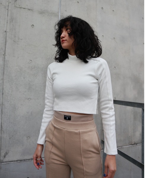 FIG&VIPER（フィグアンドバイパー）の「ハイネックリブZIPTOP（ニット/セーター・レディース・ホワイト/ブラック/グレー/ブルー・FREE）」の5枚目の写真