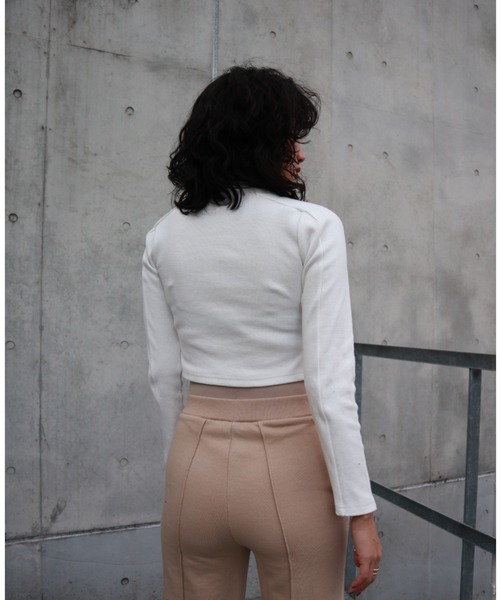 FIG&VIPER（フィグアンドバイパー）の「ハイネックリブZIPTOP（ニット/セーター・レディース・ホワイト/ブラック/グレー/ブルー・FREE）」の7枚目の写真