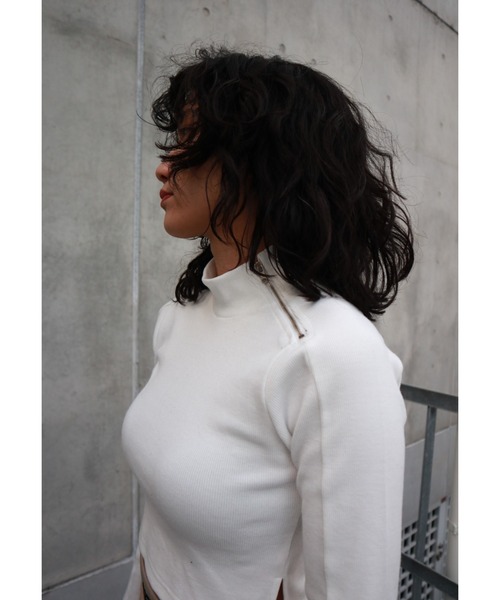 FIG&VIPER（フィグアンドバイパー）の「ハイネックリブZIPTOP（ニット/セーター・レディース・ホワイト/ブラック/グレー/ブルー・FREE）」の8枚目の写真