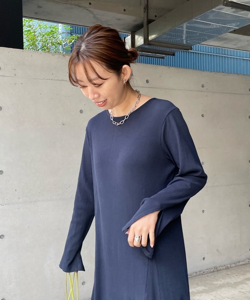 DouDou(ドゥドゥ)の「テレコフレアワンピース(ワンピース・レディース・ネイビー/オフホワイト・FREE)」の11枚目の写真