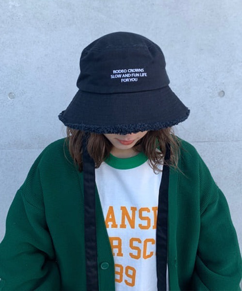RODEO CROWNS WIDE BOWL(ロデオクラウンズワイドボウル)の「フリンジ2WAYバケットハット(ハット・レディース・ブラック/オフホワイト/キャメル・FREE)」の3枚目の写真
