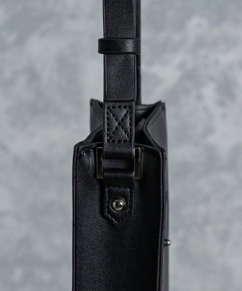 KUUUPY（クーピー）の「Mini Shoulder Bag - ミニショルダーバッグ（ショルダーバッグ・メンズ・ブラック・FREE）」の6枚目の写真