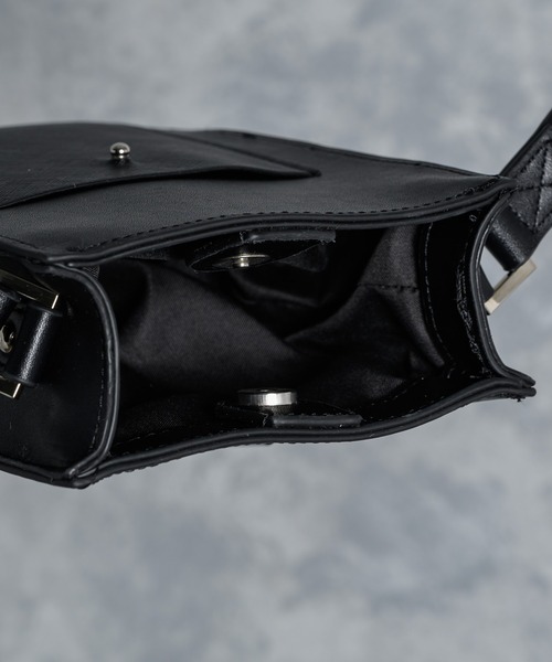 KUUUPY（クーピー）の「Mini Shoulder Bag - ミニショルダーバッグ（ショルダーバッグ・メンズ・ブラック・FREE）」の8枚目の写真