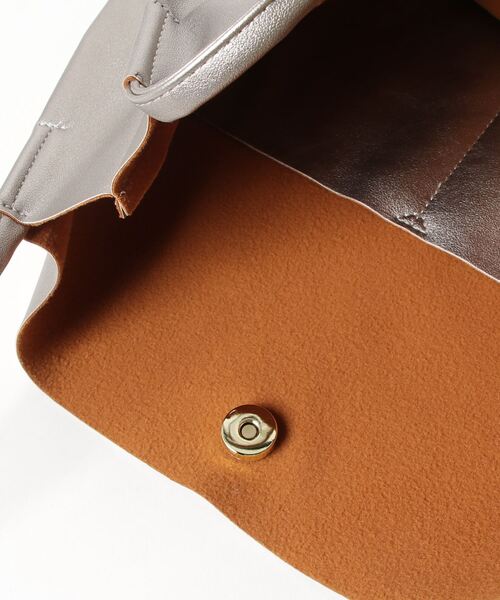 Legato Largo（レガートラルゴ）の「Legato Largo/ レガートラルゴ  / さくっと使える シンプルな お気軽 トートバッグ / LG-E1242（トートバッグ・レディース・ブラック/ダークグリーン/ブラウン/ピンク/シルバー/ミント/レオパード・ONESIZE）」の12枚目の写真