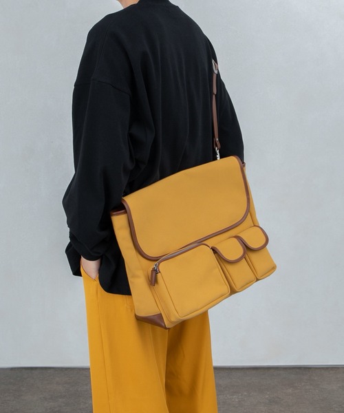 kutir(クティール)の「ビッグショルダーバッグ(ショルダーバッグ・メンズ・ブラック/イエロー/グリーン・FREE)」の3枚目の写真