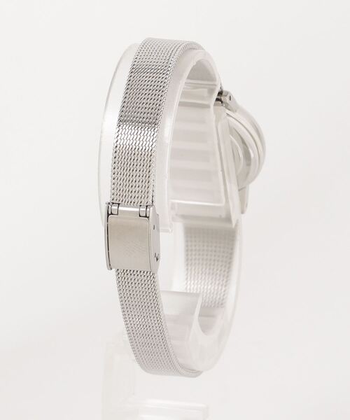 MARGARET HOWELL（マーガレットハウエル）の「MESH BAND DATE WATCH（アナログ腕時計・レディース・シルバー・FREE）」の2枚目の写真