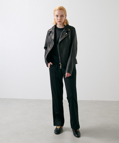 Lui's（ルイス）の「プレミアムスビンモダンベーシックTシャツ（Tシャツ/カットソー・メンズ・ホワイト/ブラック/ライトベージュ・SMALL/MEDIUM）」の4枚目の写真