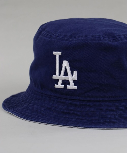 NEW ERA(ニューエラ)の「【NEW ERA / ニューエラ】ロゴバケットハット(ハット・レディース・ブラック/ブルー・ONESIZE)」の6枚目の写真